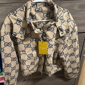 Beige Logo-Print Quilted Jacket size S